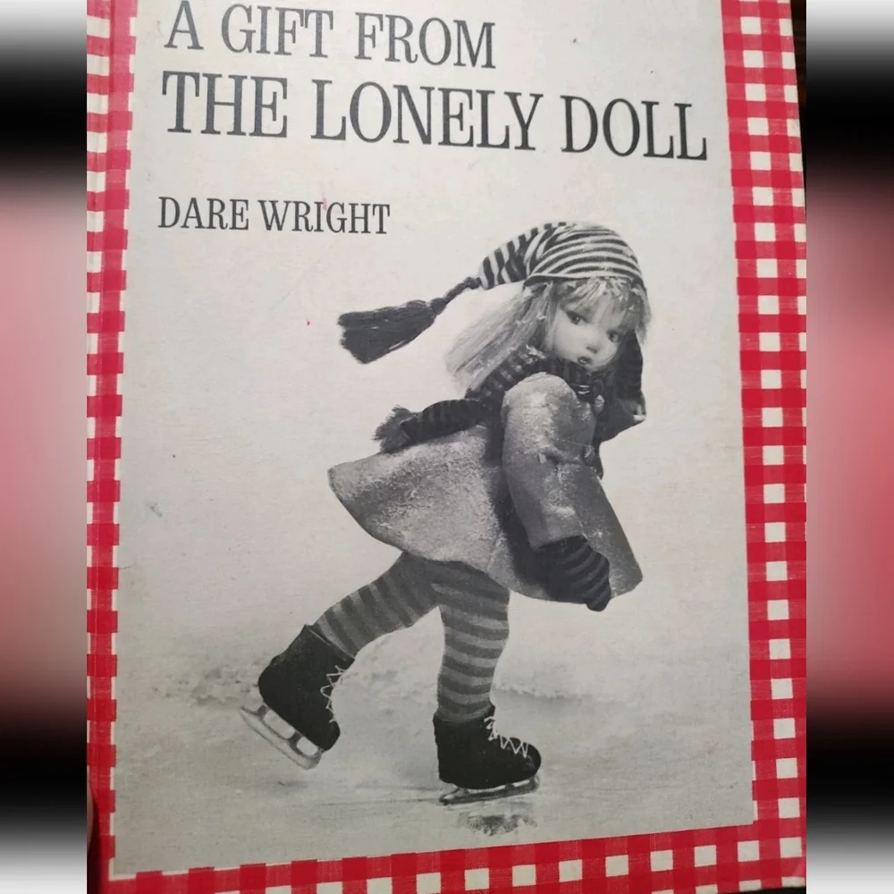 "A Gift From the Lonely Doll" by Dare Wright - 1966 No Dust Jacket VGUC - Picture 11 of 16